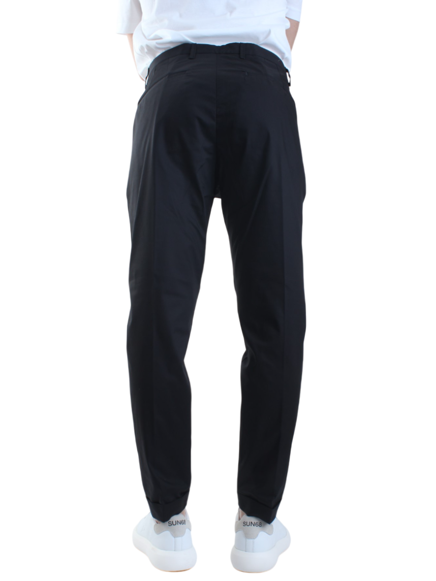 Rar pantaloni Rio con pinces slim fit nero