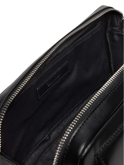 Calvin Klein pochette in ecopelle con zip nero
