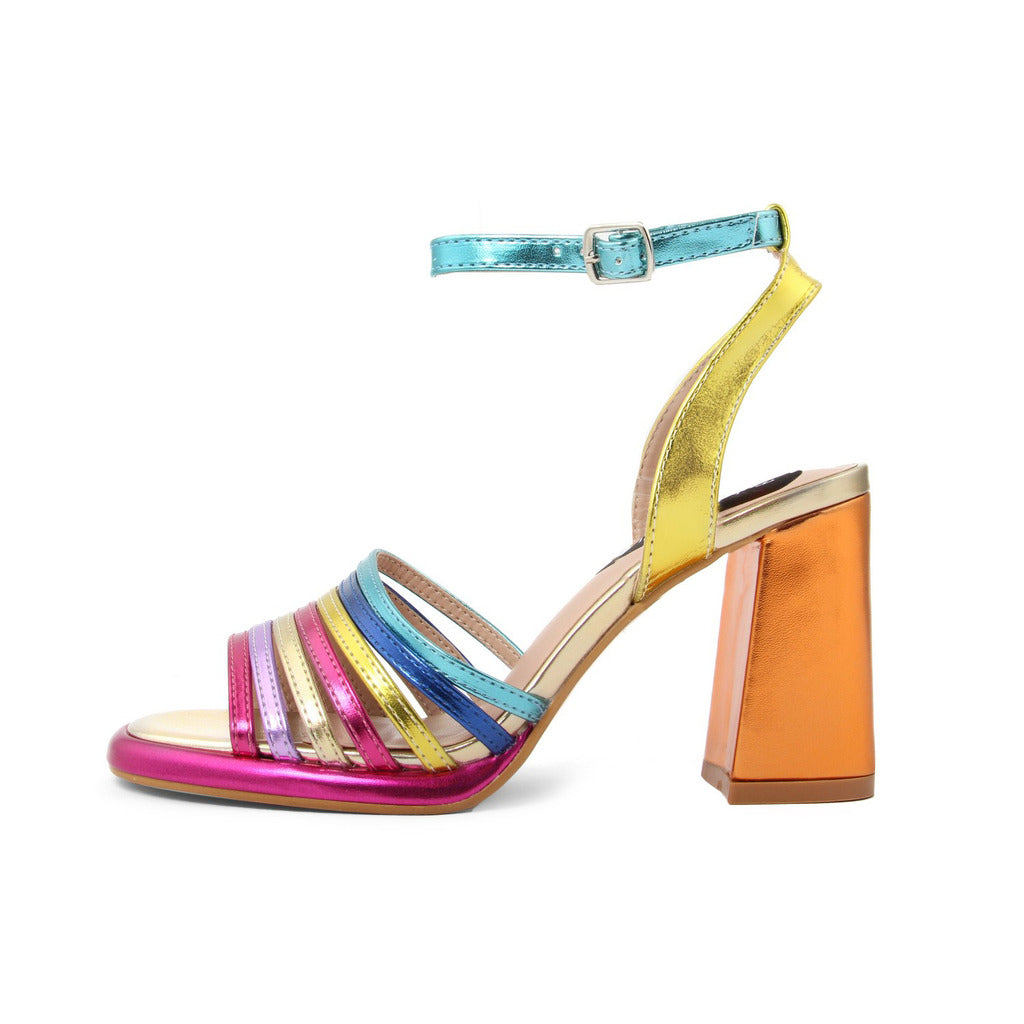 Elegant Fashion Attitude Sandals